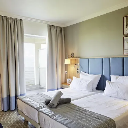 Resort Robinson Kyllini - 4*