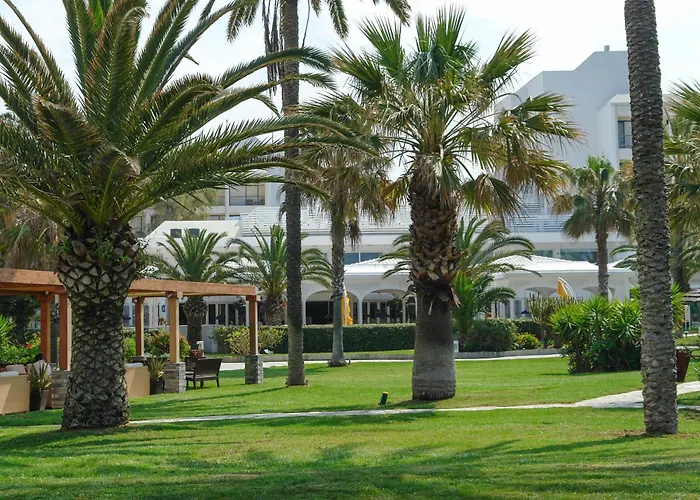 Robinson Kyllini Θέρετρο