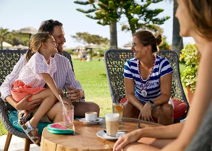 Θέρετρο Robinson Kyllini 4*