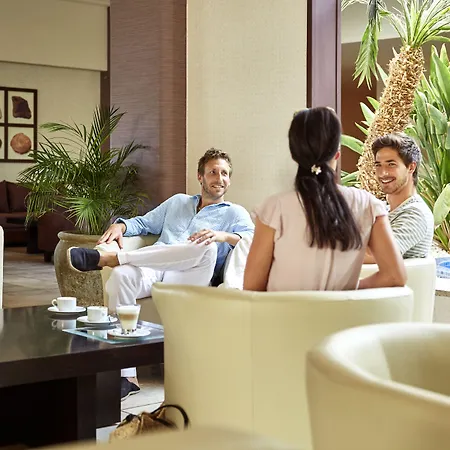 Robinson Kyllini Kastro-Kyllini