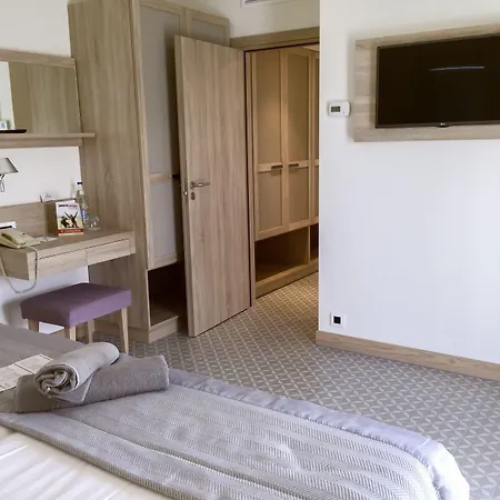 Robinson Kyllini Курортный комплекс