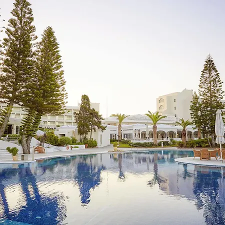 Resort Robinson Kyllini