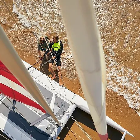 Robinson Kyllini Kastro-Kyllini