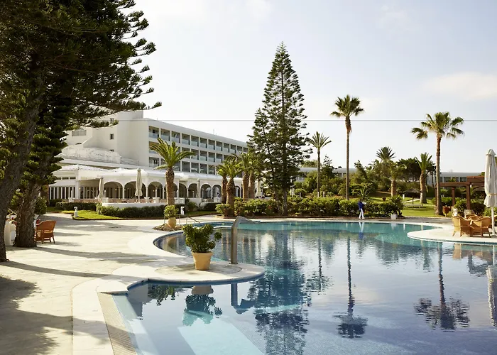 Resort Robinson Kyllini